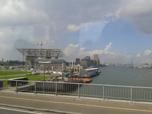 Neubau der Port Authority in Antwerpen in Form eines Diamanten 